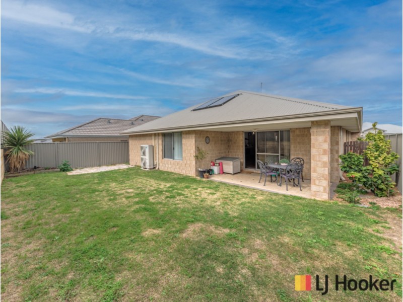 24 Carmine Street, Eglinton WA 6034