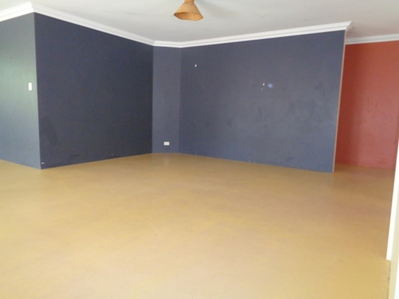 28 Blaxland Avenue, Two Rocks WA 6037