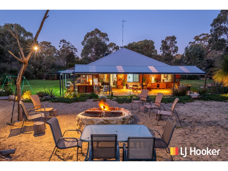 45 Harvest Circle, Two Rocks WA 6037