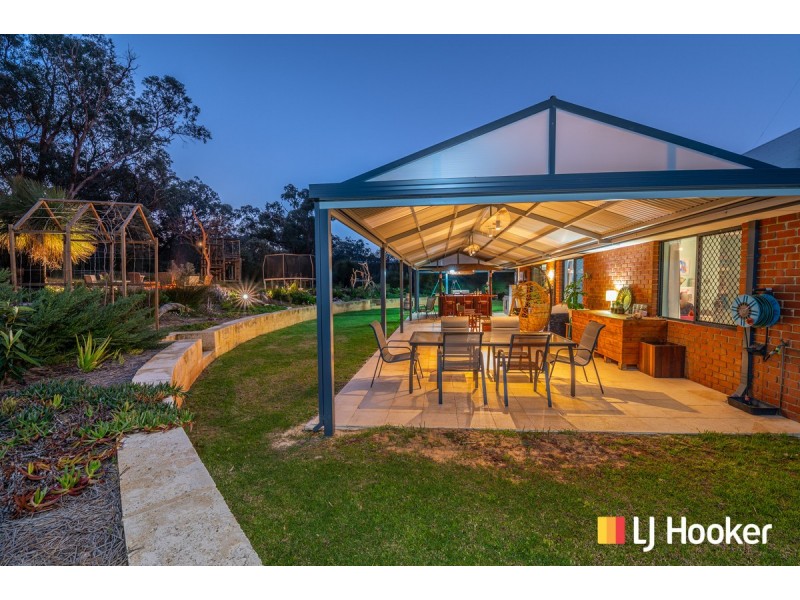 45 Harvest Circle, Two Rocks WA 6037