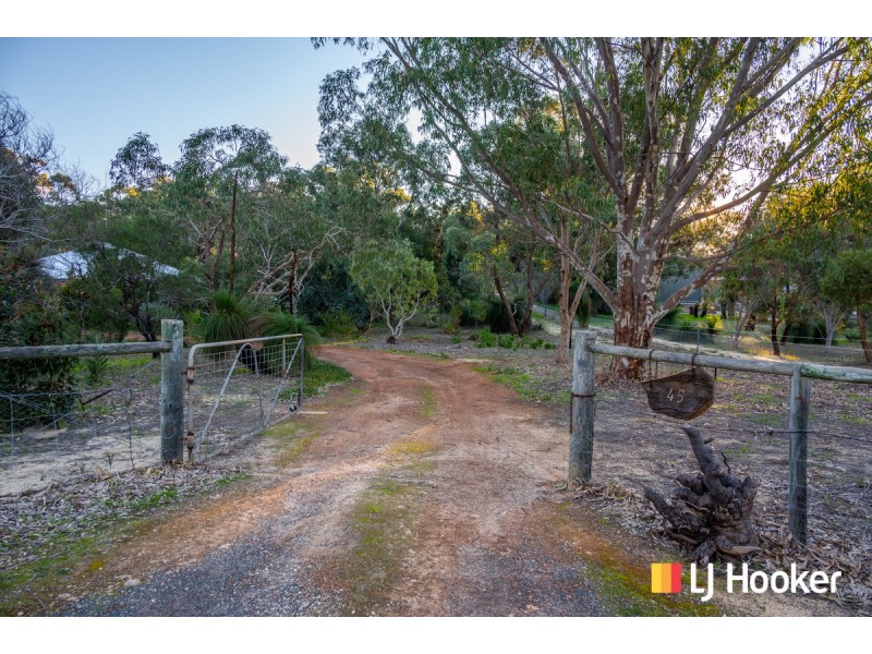 45 Harvest Circle, Two Rocks WA 6037