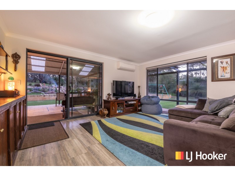 45 Harvest Circle, Two Rocks WA 6037