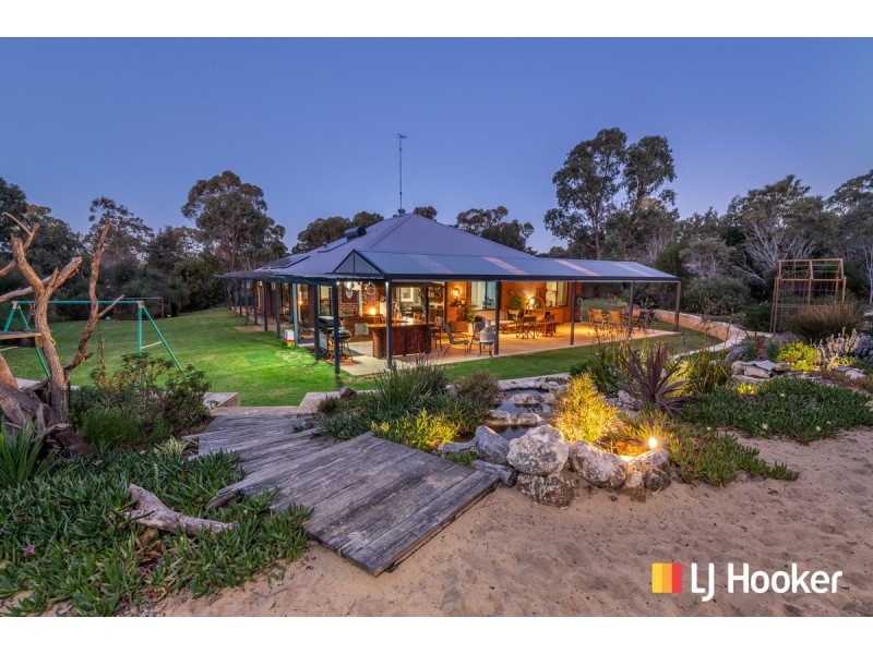 45 Harvest Circle, Two Rocks WA 6037