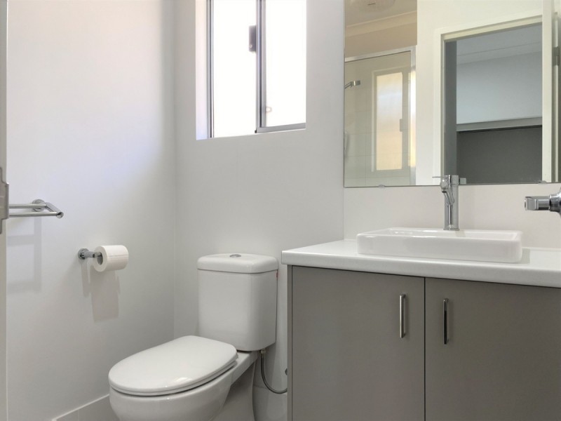 15 Thistle Way, Two Rocks WA 6037