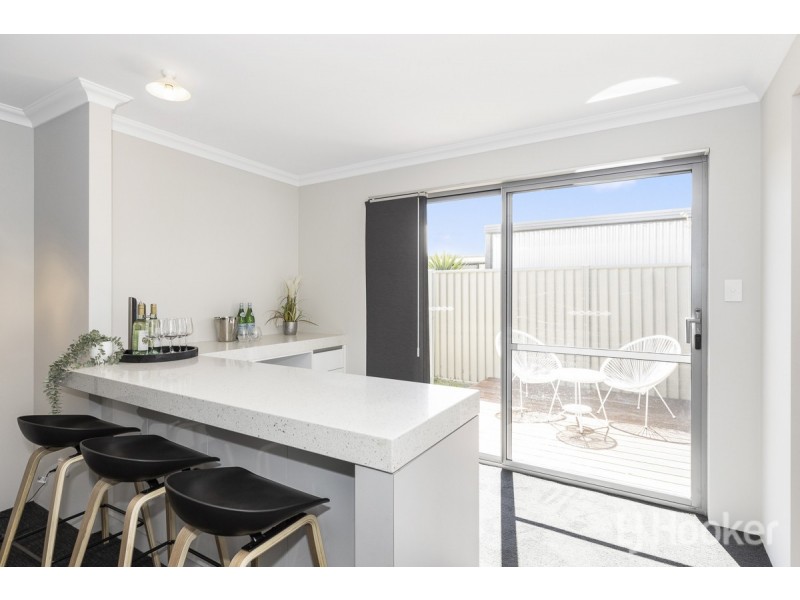 15 Bronze Street, Eglinton WA 6034