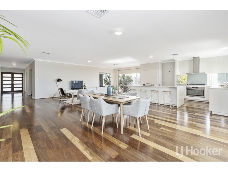 15 Bronze Street, Eglinton WA 6034