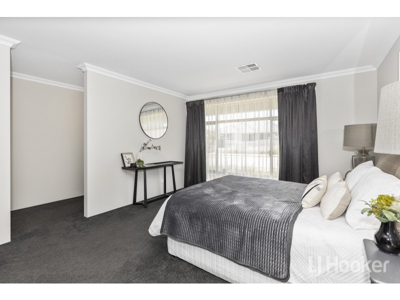 15 Bronze Street, Eglinton WA 6034