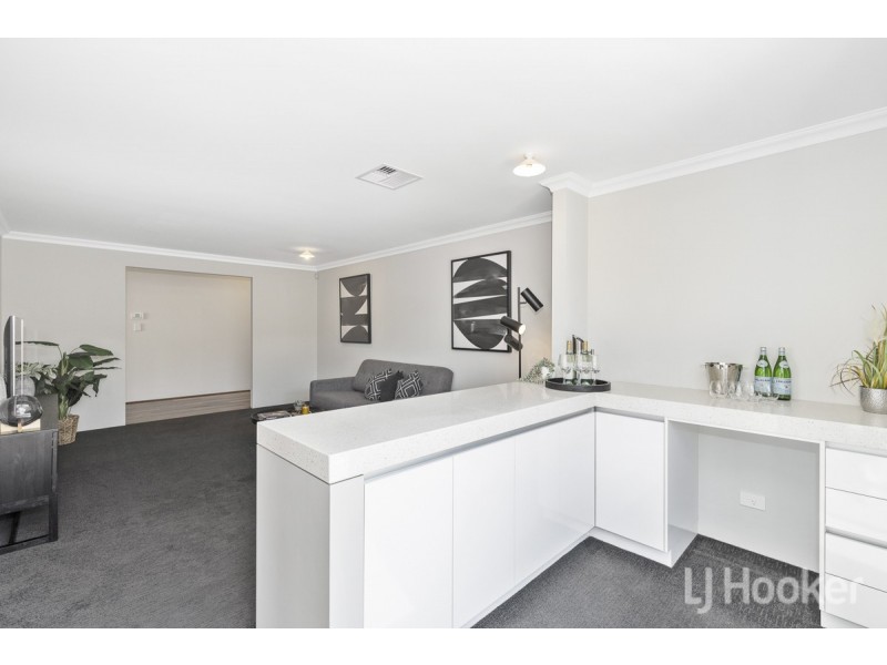 15 Bronze Street, Eglinton WA 6034