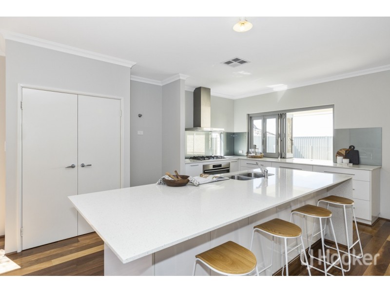 15 Bronze Street, Eglinton WA 6034