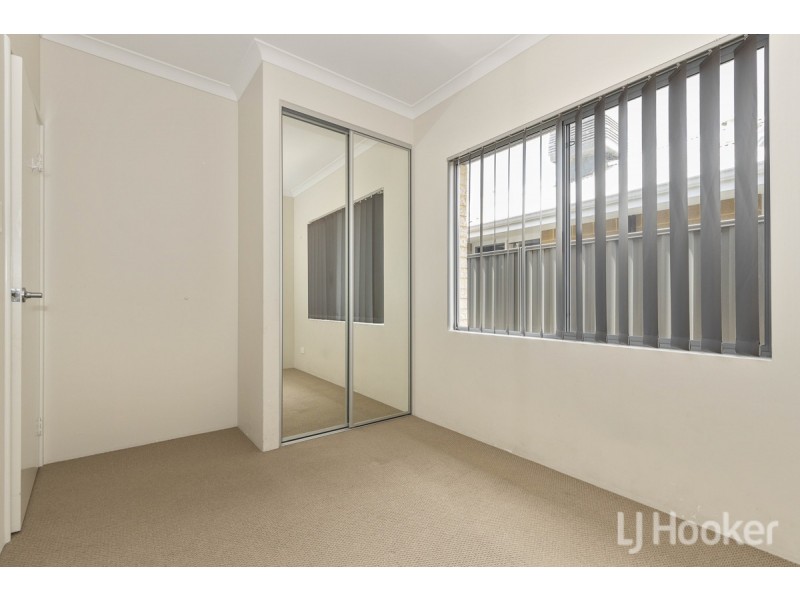 14 Equinox Avenue, Eglinton WA 6034