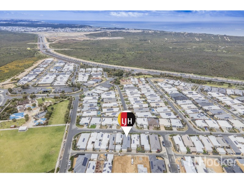 14 Equinox Avenue, Eglinton WA 6034