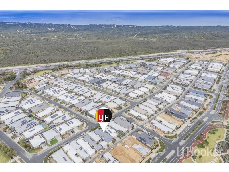 14 Equinox Avenue, Eglinton WA 6034