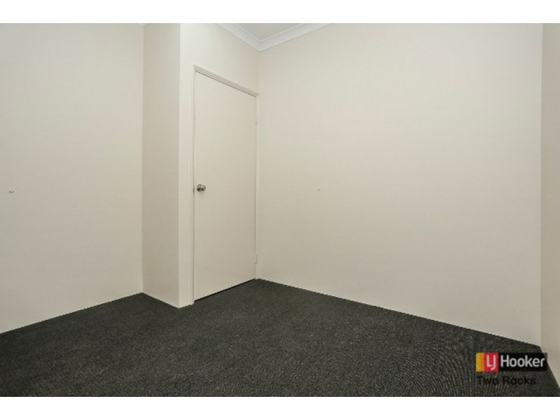 31 Dunk Street, Yanchep WA 6035