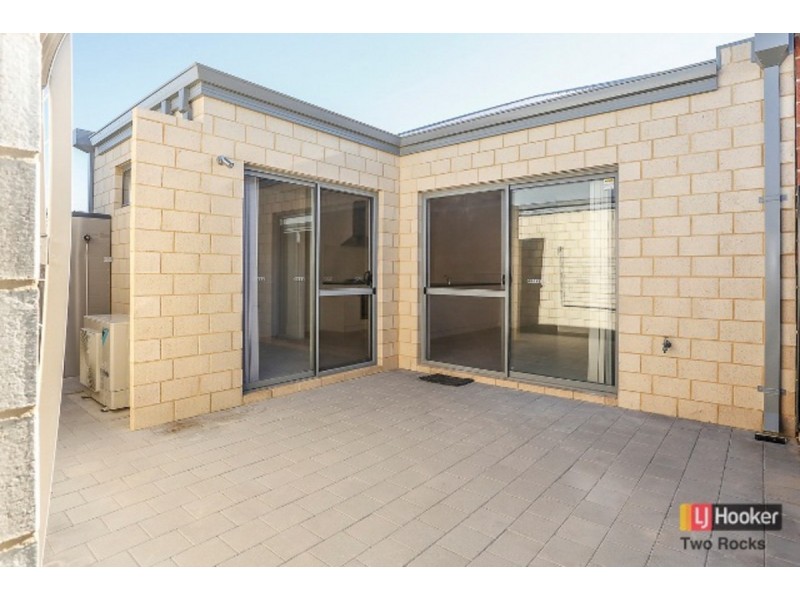 31 Dunk Street, Yanchep WA 6035