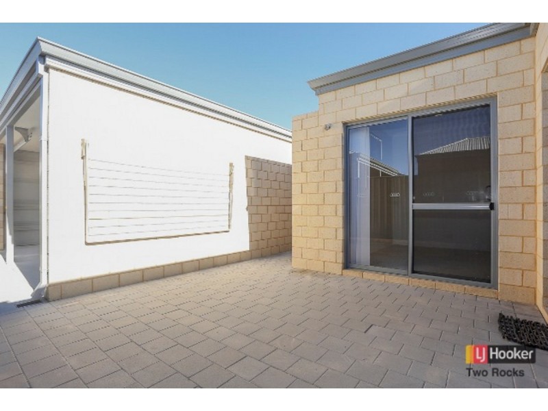 31 Dunk Street, Yanchep WA 6035