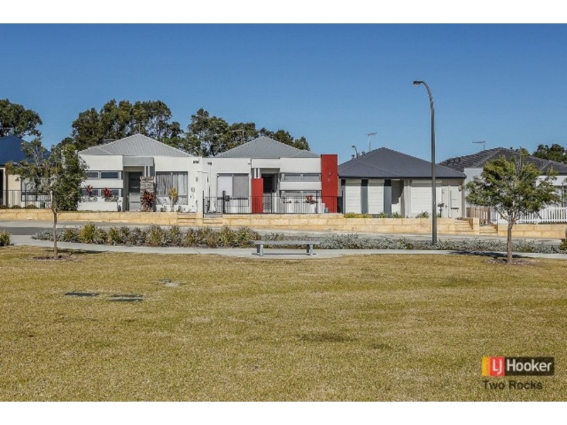 31 Dunk Street, Yanchep WA 6035