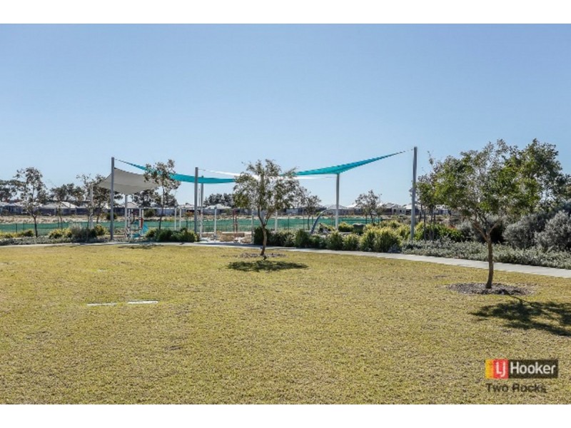 31 Dunk Street, Yanchep WA 6035