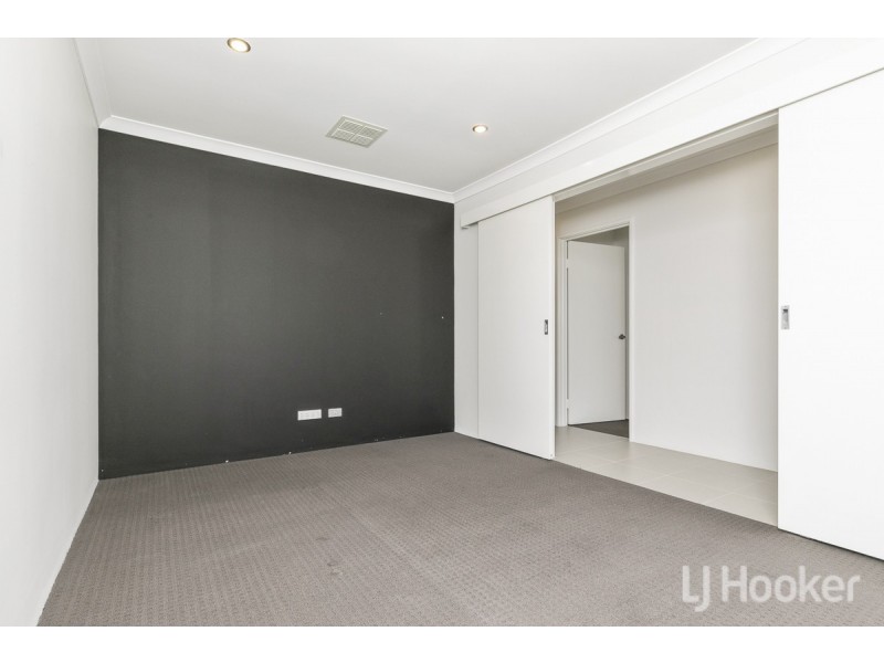 26 Cosmia Grove, Jindalee WA 6036