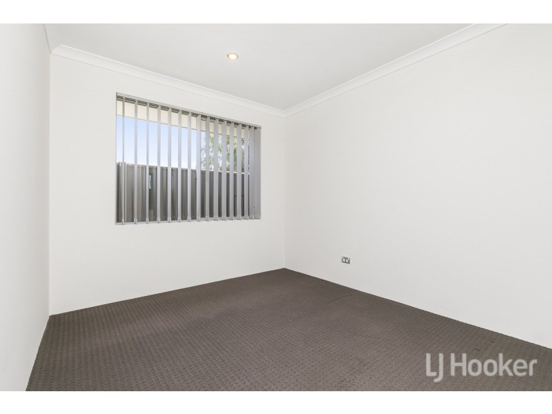 26 Cosmia Grove, Jindalee WA 6036