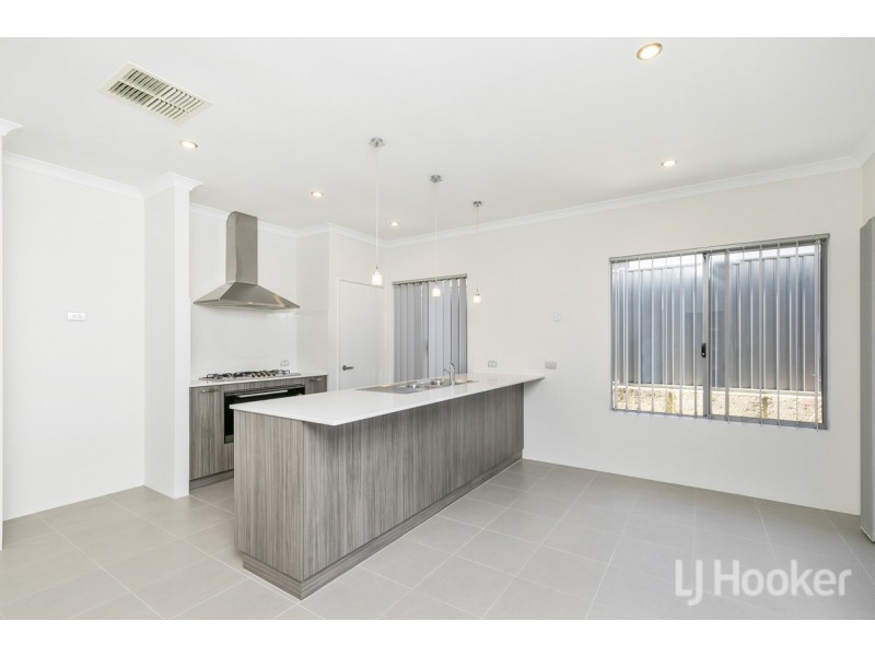 26 Cosmia Grove, Jindalee WA 6036