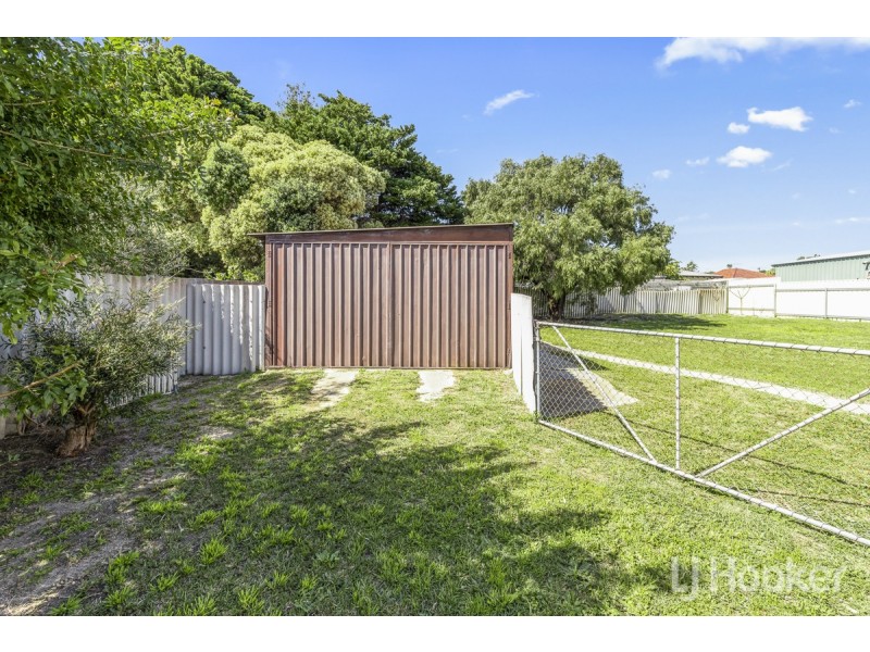 4 Wilkie Avenue, Yanchep WA 6035