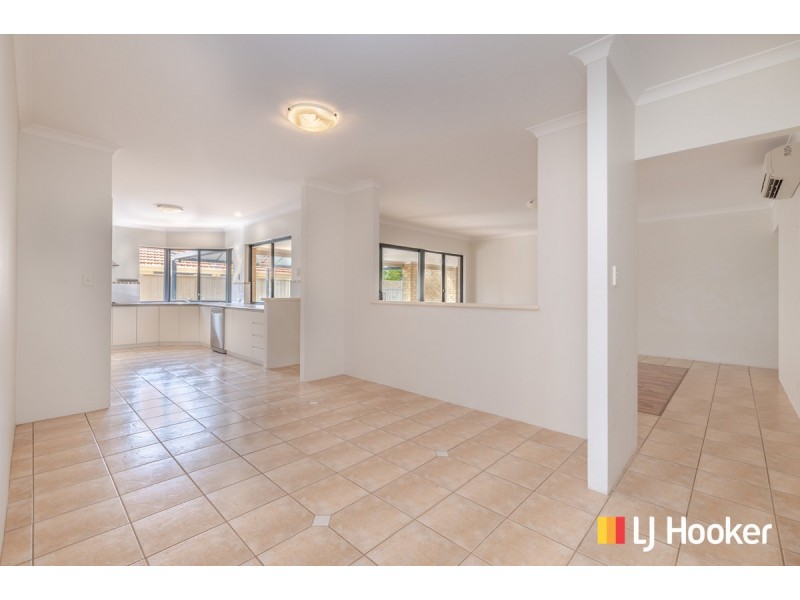 19 Harlequin Way, Yanchep WA 6035