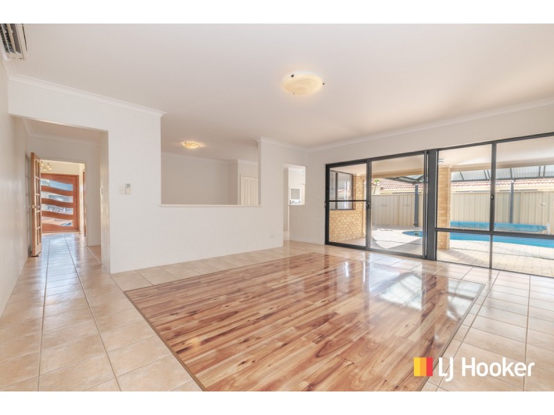 19 Harlequin Way, Yanchep WA 6035