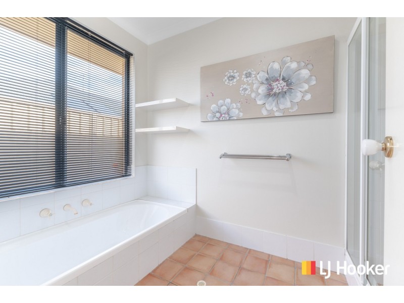 19 Harlequin Way, Yanchep WA 6035