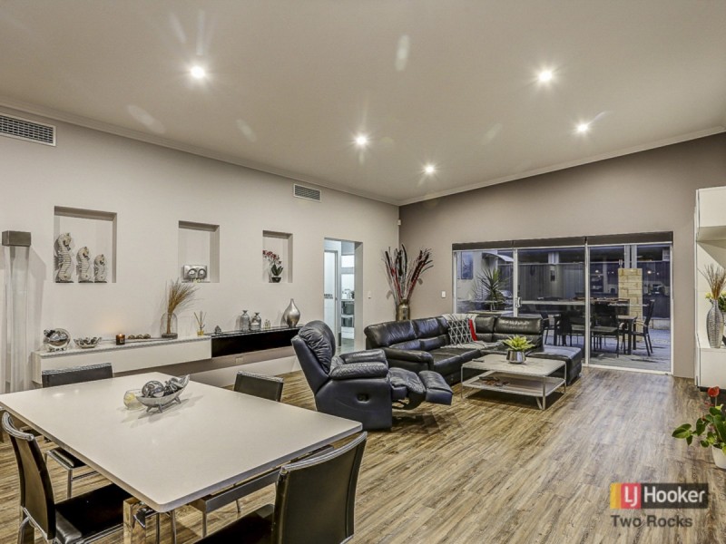 17 Marker Drive, Yanchep WA 6035