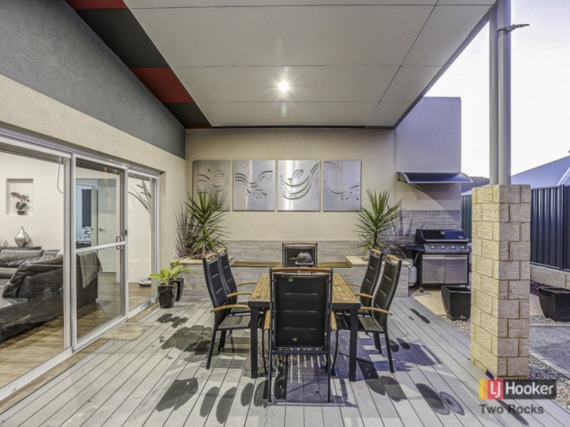 17 Marker Drive, Yanchep WA 6035