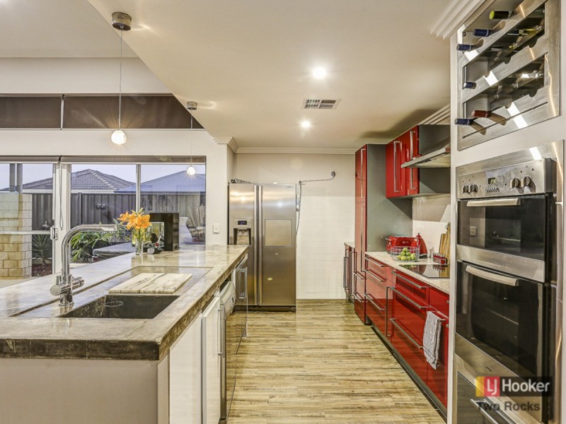 17 Marker Drive, Yanchep WA 6035