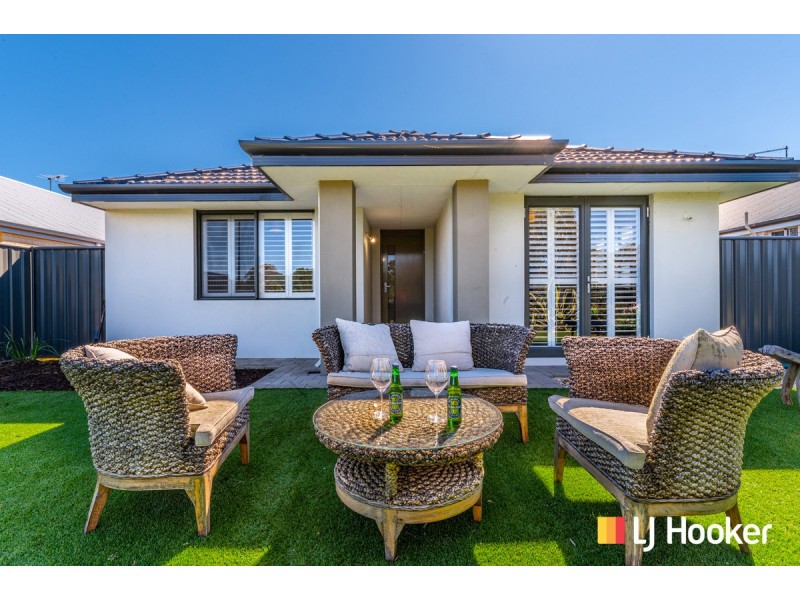 9 Caddy Way, Yanchep WA 6035