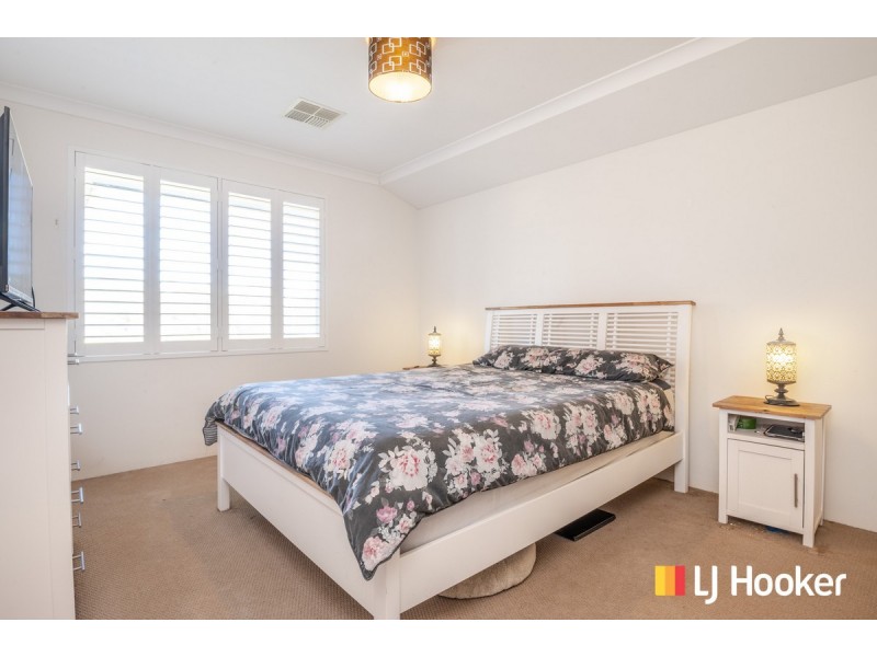 9 Caddy Way, Yanchep WA 6035