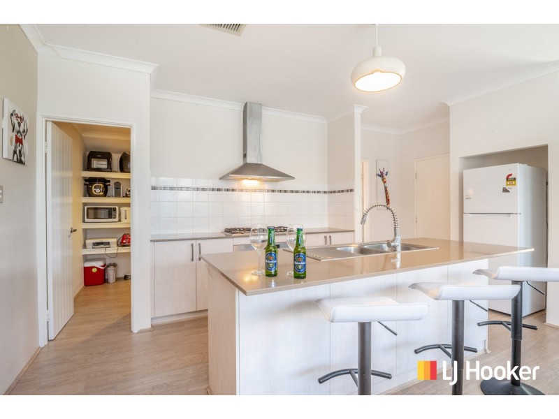 9 Caddy Way, Yanchep WA 6035