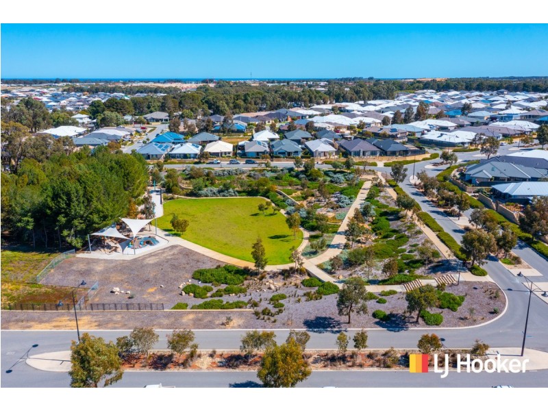 9 Caddy Way, Yanchep WA 6035