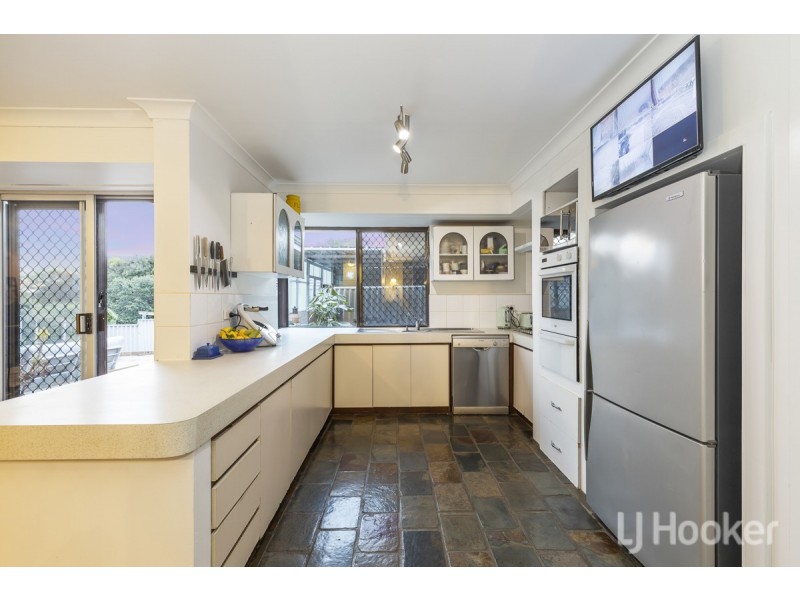 12 Truro Court, Yanchep WA 6035