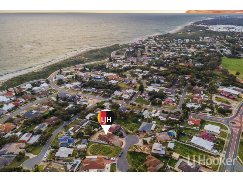 12 Truro Court, Yanchep WA 6035