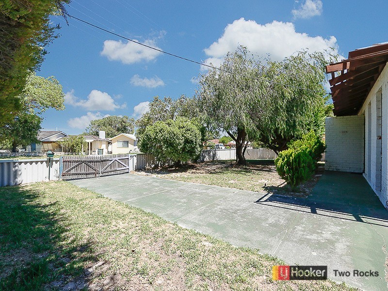 44 Whitfield Drive, Two Rocks WA 6037