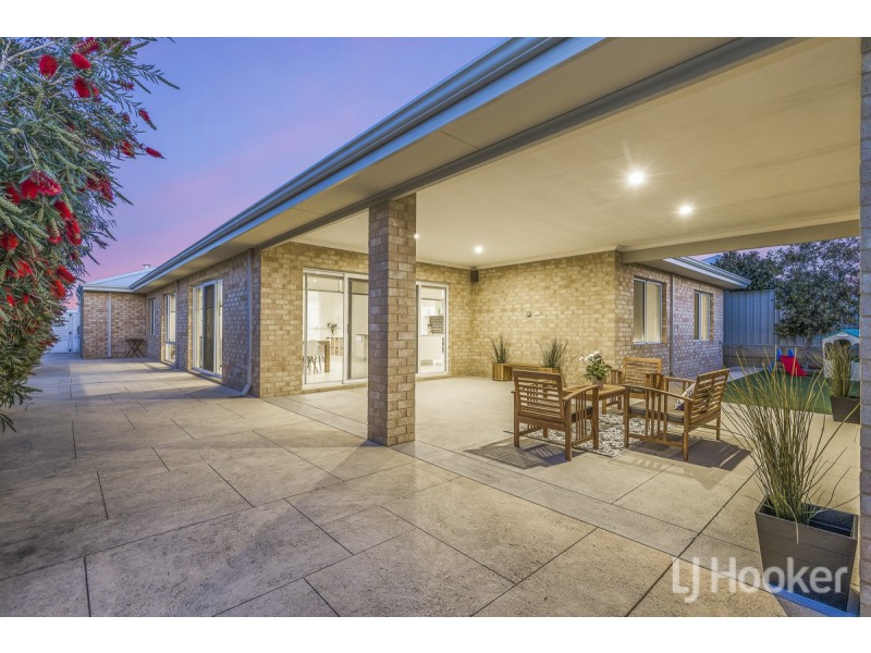 3 Quarral Street, Yanchep WA 6035