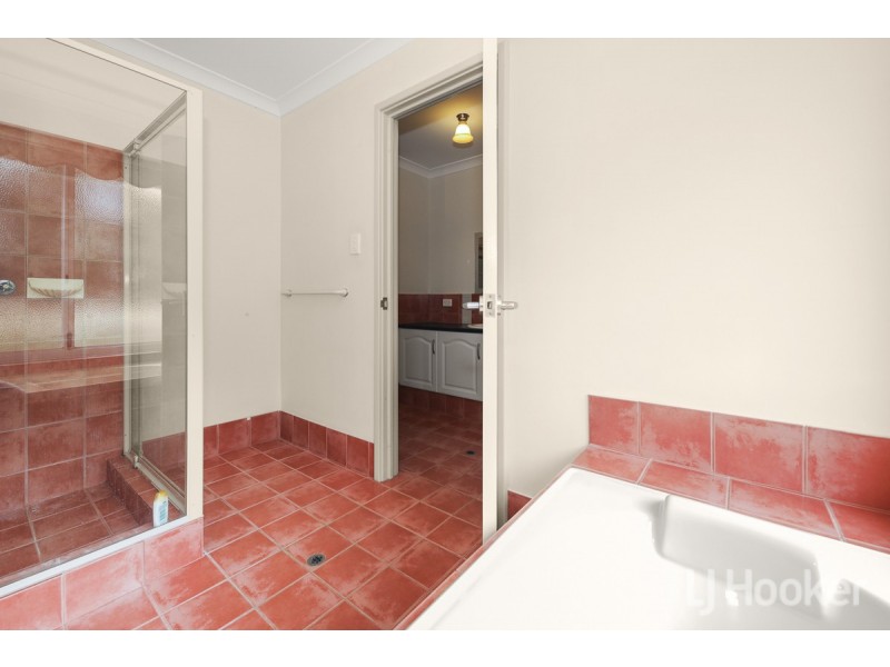 17 Pieter Place, Gabbadah WA 6041