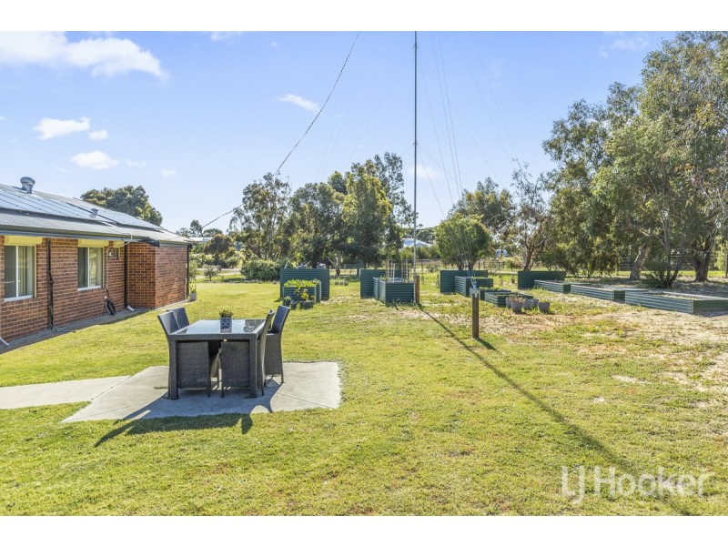 17 Pieter Place, Gabbadah WA 6041