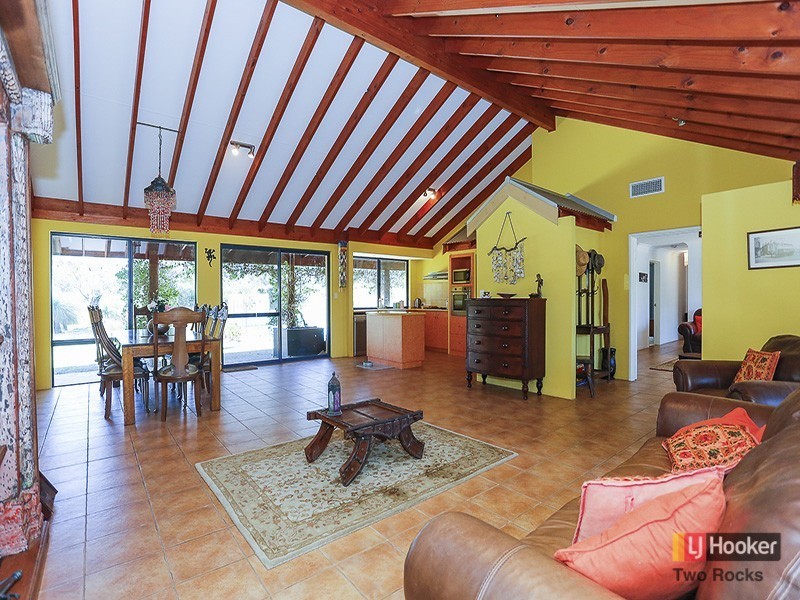 117 Harvest Circle, Two Rocks WA 6037