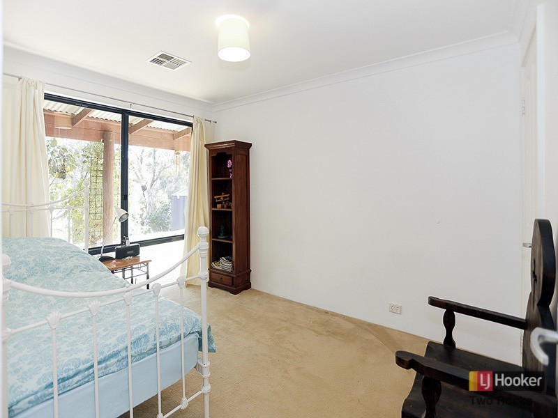 117 Harvest Circle, Two Rocks WA 6037