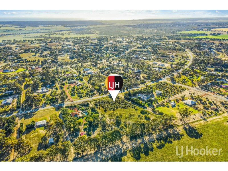 20 Sovereign Hill Drive, Gabbadah WA 6041