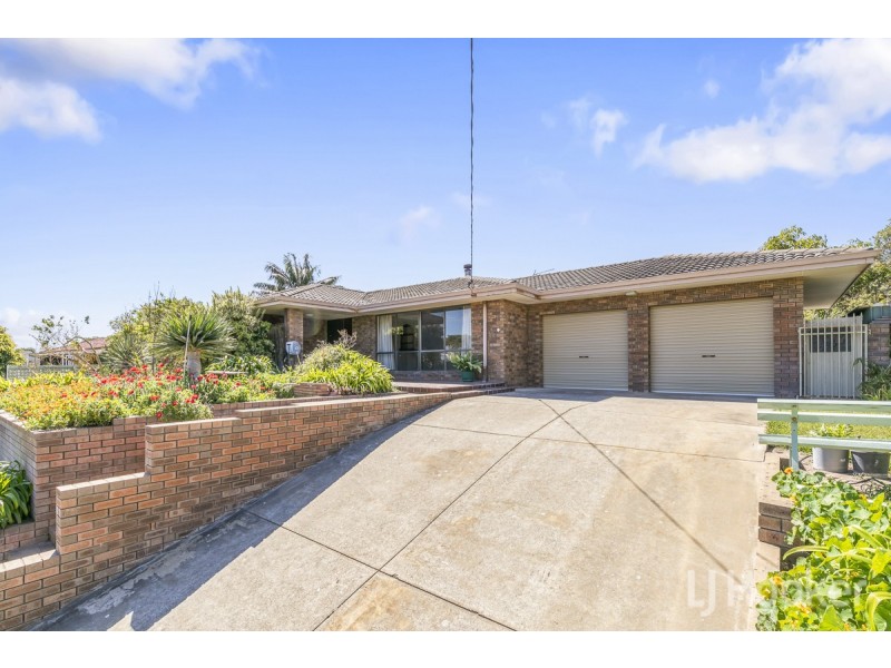 10 Dreyer Court, Yanchep WA 6035