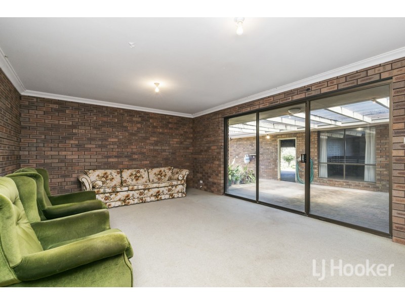10 Dreyer Court, Yanchep WA 6035
