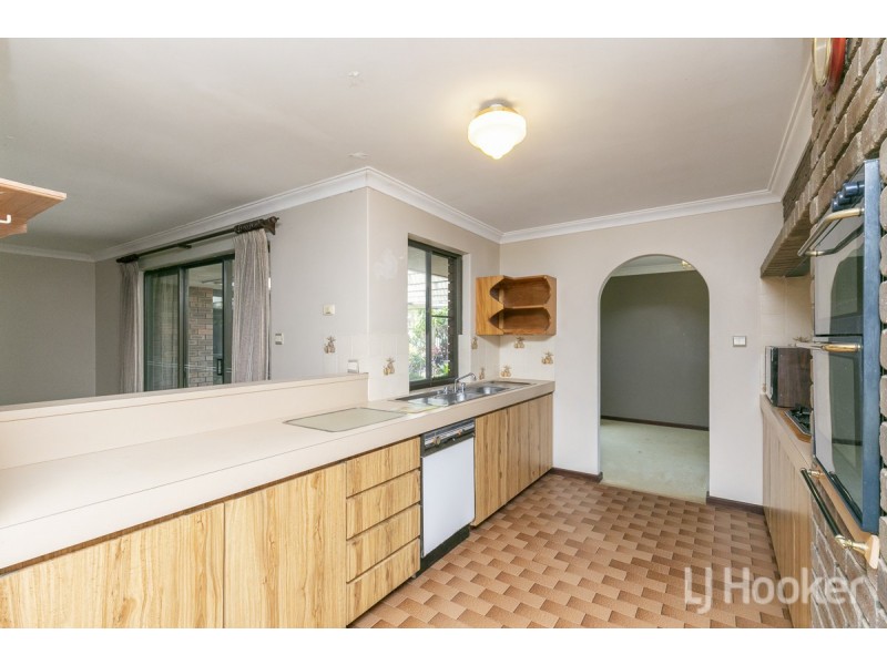 10 Dreyer Court, Yanchep WA 6035