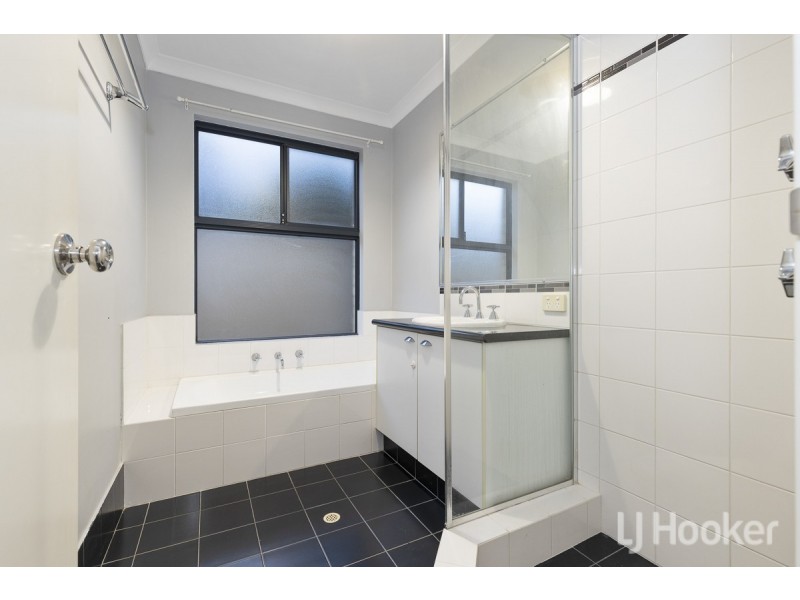 35 Grampians Loop, Yanchep WA 6035