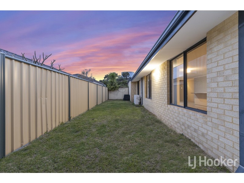 35 Grampians Loop, Yanchep WA 6035