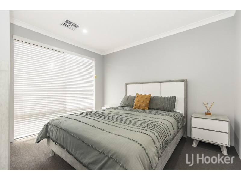 16 Rosewood Street, Eglinton WA 6034